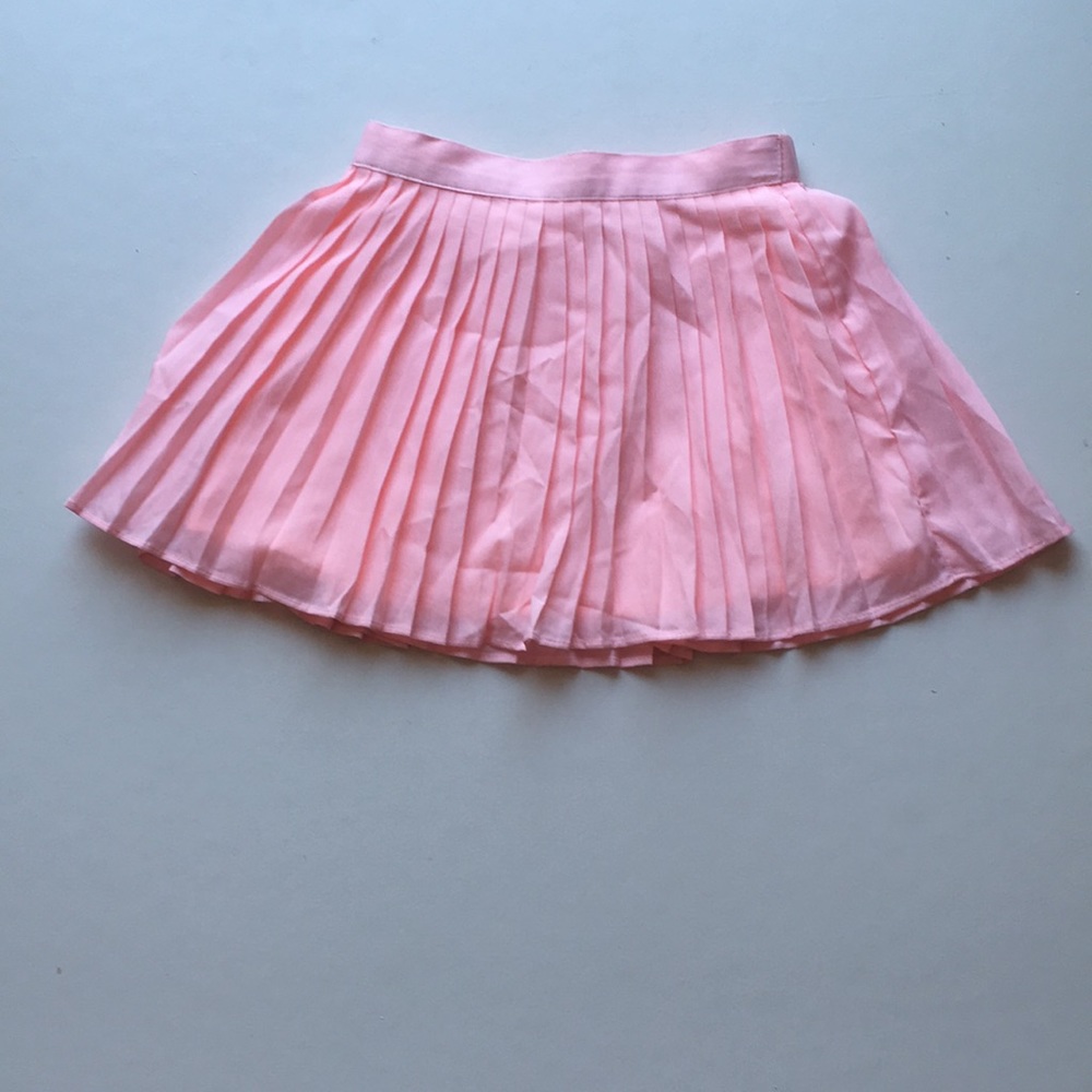 Sold on another site 
-Janie & Jack pleated skirt size 18-24 months